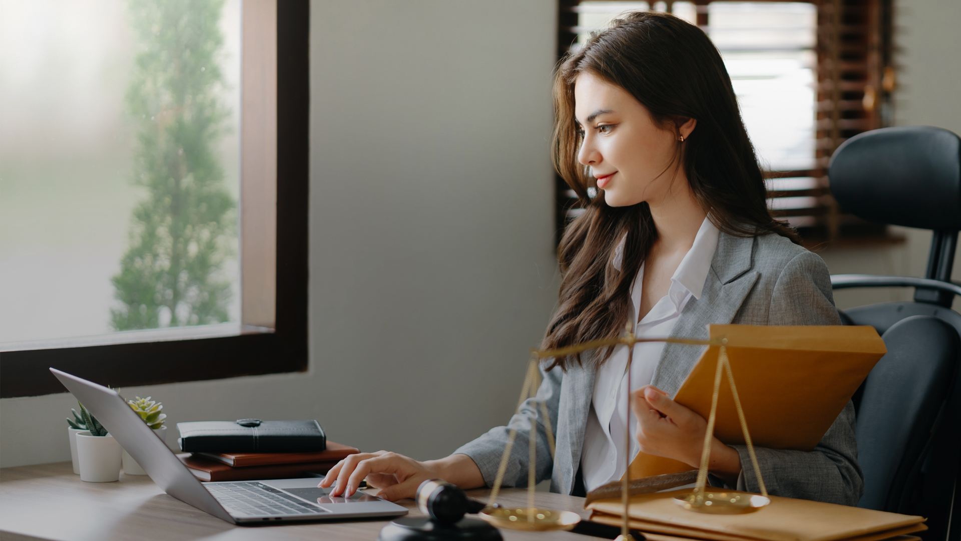 Transforming the Accounts Payable & General Ledger processes for a Leading Global Law Firm