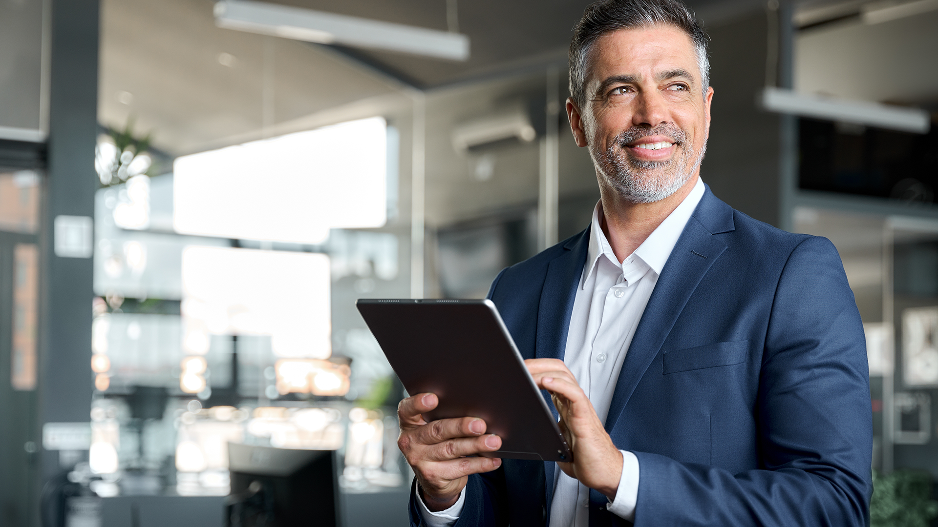 Enhance your business with Hexaware’s Oracle EBS Services