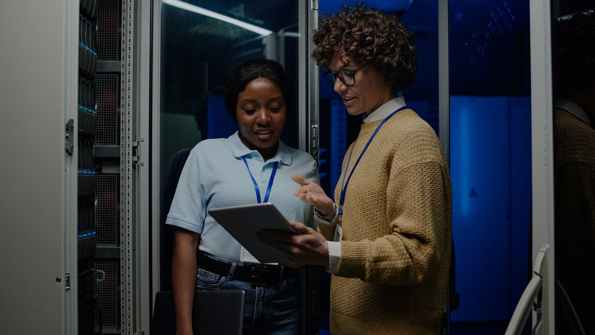 Cloud Computing and AI Lead the Way in the Digital Transformation of Professional Services Firms