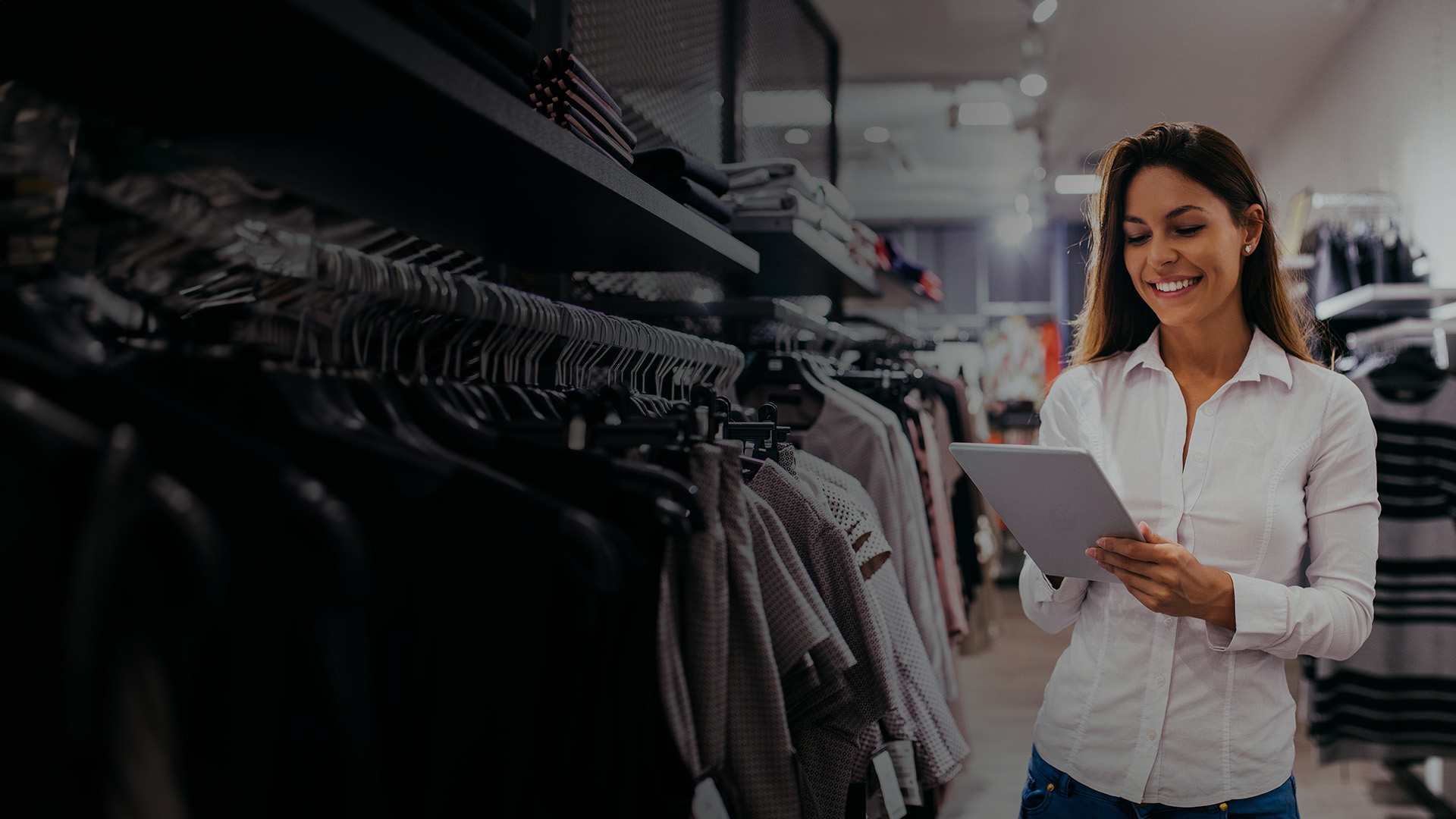 Redefining the Future of Fashion Retail with Extended Reality (XR)