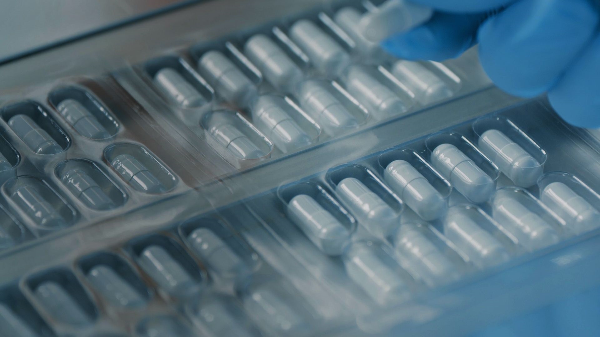 Automated Cloud Migration from Tomcat to OpenShift Reduces Migration Time for a Leading Pharmaceutical Company