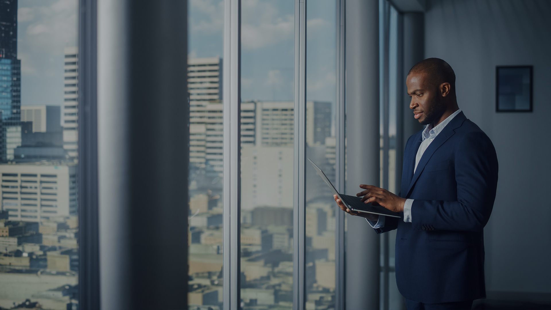 Meet Amaze<sup>®</sup>! Your Perfect Rapid Enterprise Cloud Transformation Partner for Infra, Apps, and Data