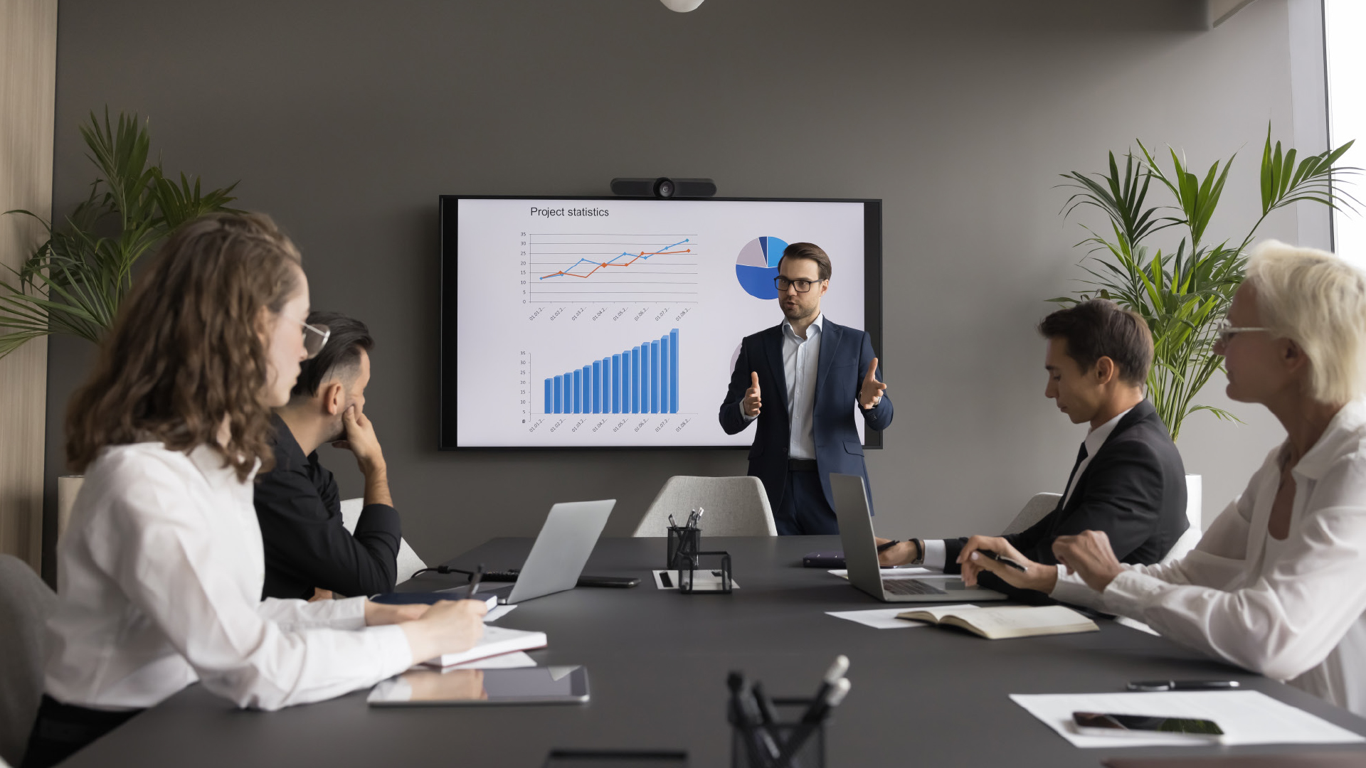 Reimagine Growth with Next-Gen Salesforce Services from Hexaware